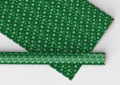 Новогодняя упаковочная бумага "Снежинки на зелёном" 15.16.02131